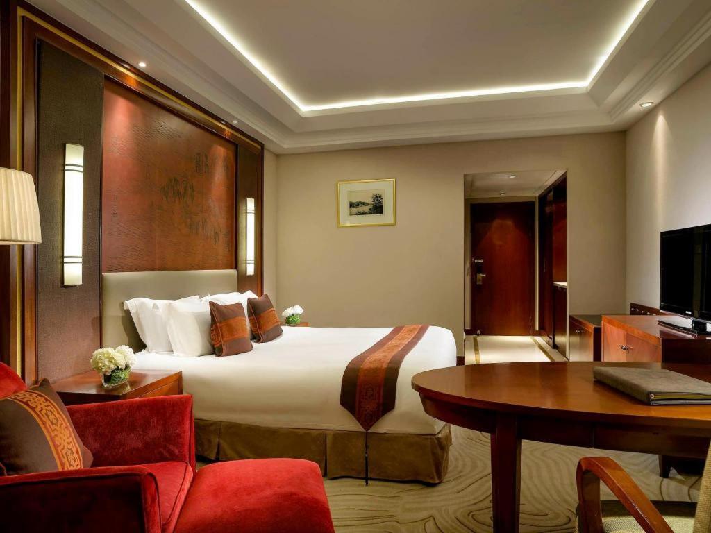Sofitel Hangzhou Westlake - Few Steps To West Lake, With Panoramic Lake View Terrace Exteriör bild